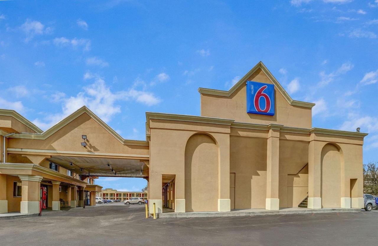 Motel 6 Lester - Philadelphia Airport Екстер'єр фото