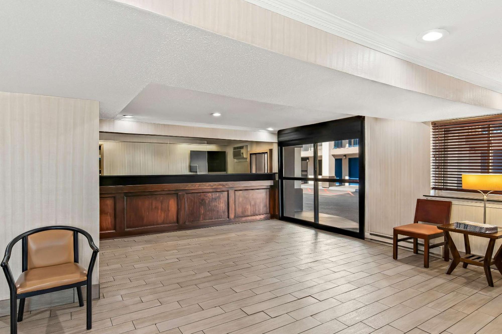 Motel 6 Lester - Philadelphia Airport Екстер'єр фото